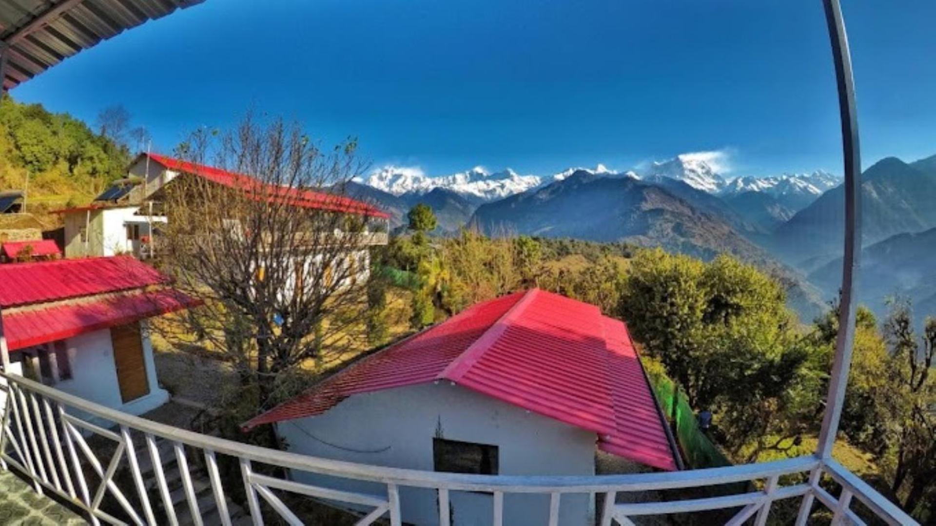 The Village Retreat Resort , Guptkashi Gupta Kāshi Zewnętrze zdjęcie